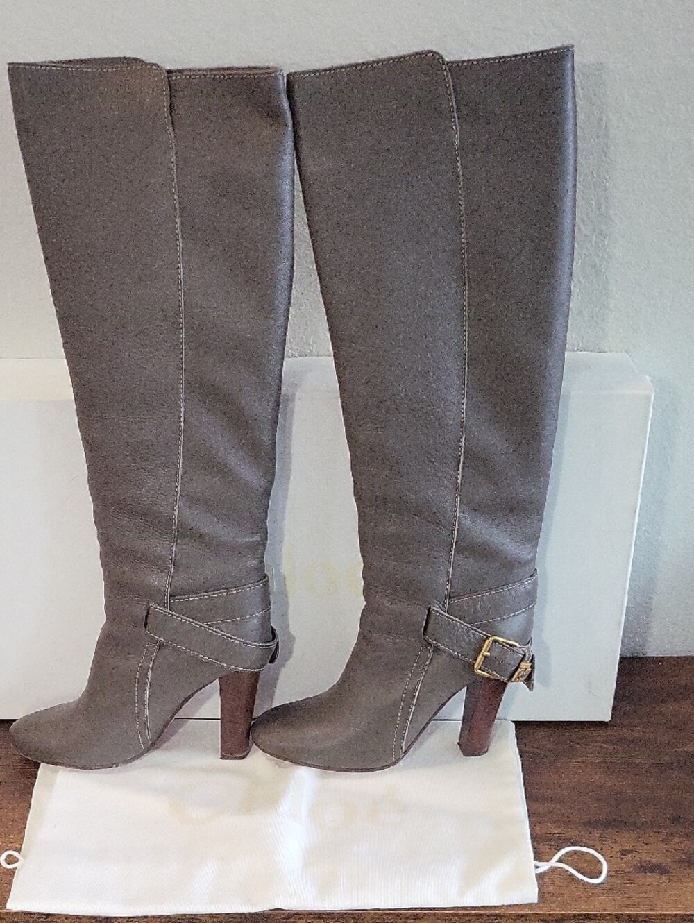 Chloe Taupe Leather Knee High Boots Gold Buckle Italy Box & Dust Bag EU 38.5/8.5 - Picture 3 of 5